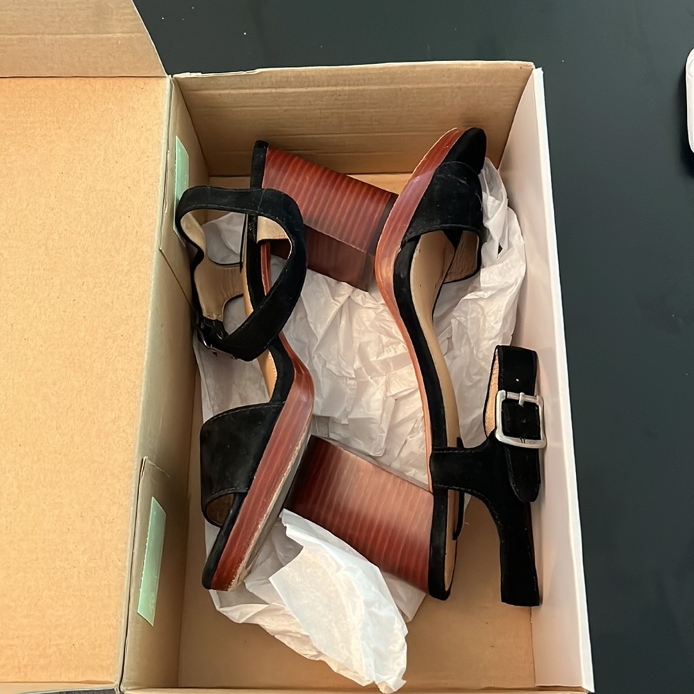 Frye Blake Platform Heels Size 9 - Picture 9 of 9